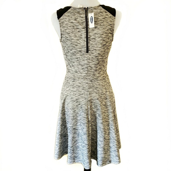 Old Navy Black/Cream Fit & Flare Knit Dress - Picture 2 of 5